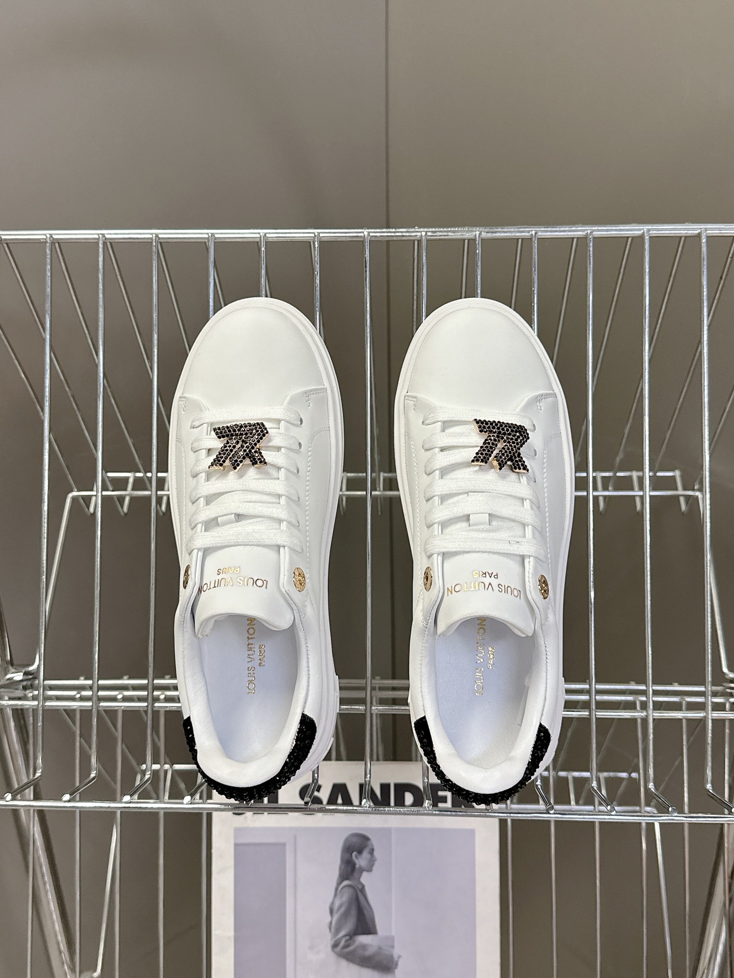Louis Vuitton Unisex White Sneakers - Image 4