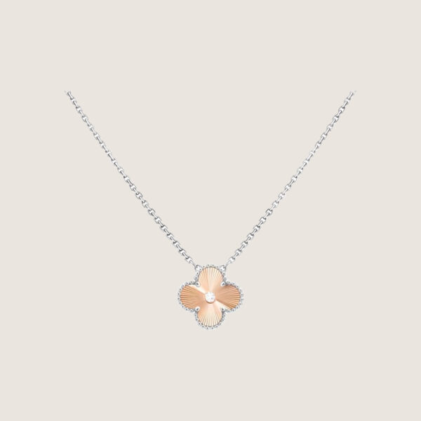 VCA Vintage Alhambra pendant-Christmas edition