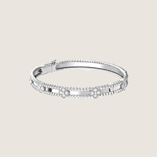 VCA Perlee sweet clovers cuff