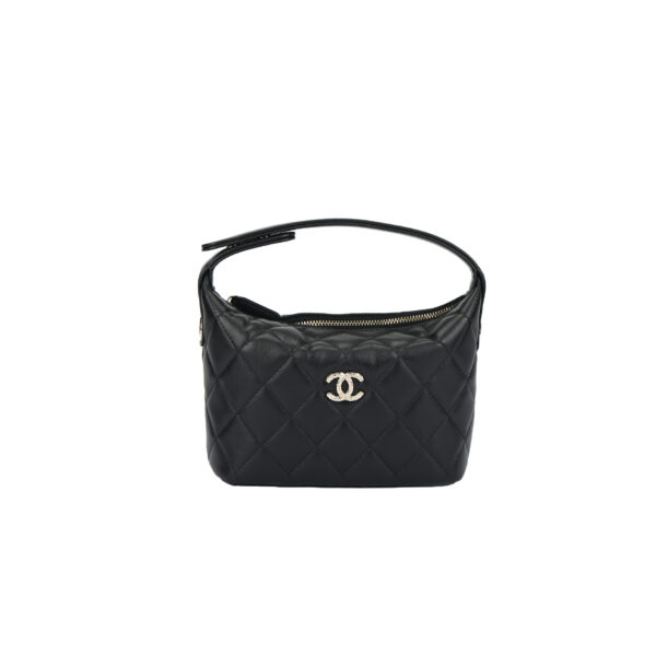 CHANEL 25A Quilted Caviar Leather Double C Logo Pierced Chain Hobo Bag